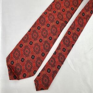 Vintage Fendi Neck Tie Italy Luxury Classic Silk Floral Gold Scroll Pattern